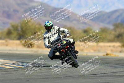 media/Jan-09-2022-SoCal Trackdays (Sun) [[2b1fec8404]]/Turn 14 (10am)/